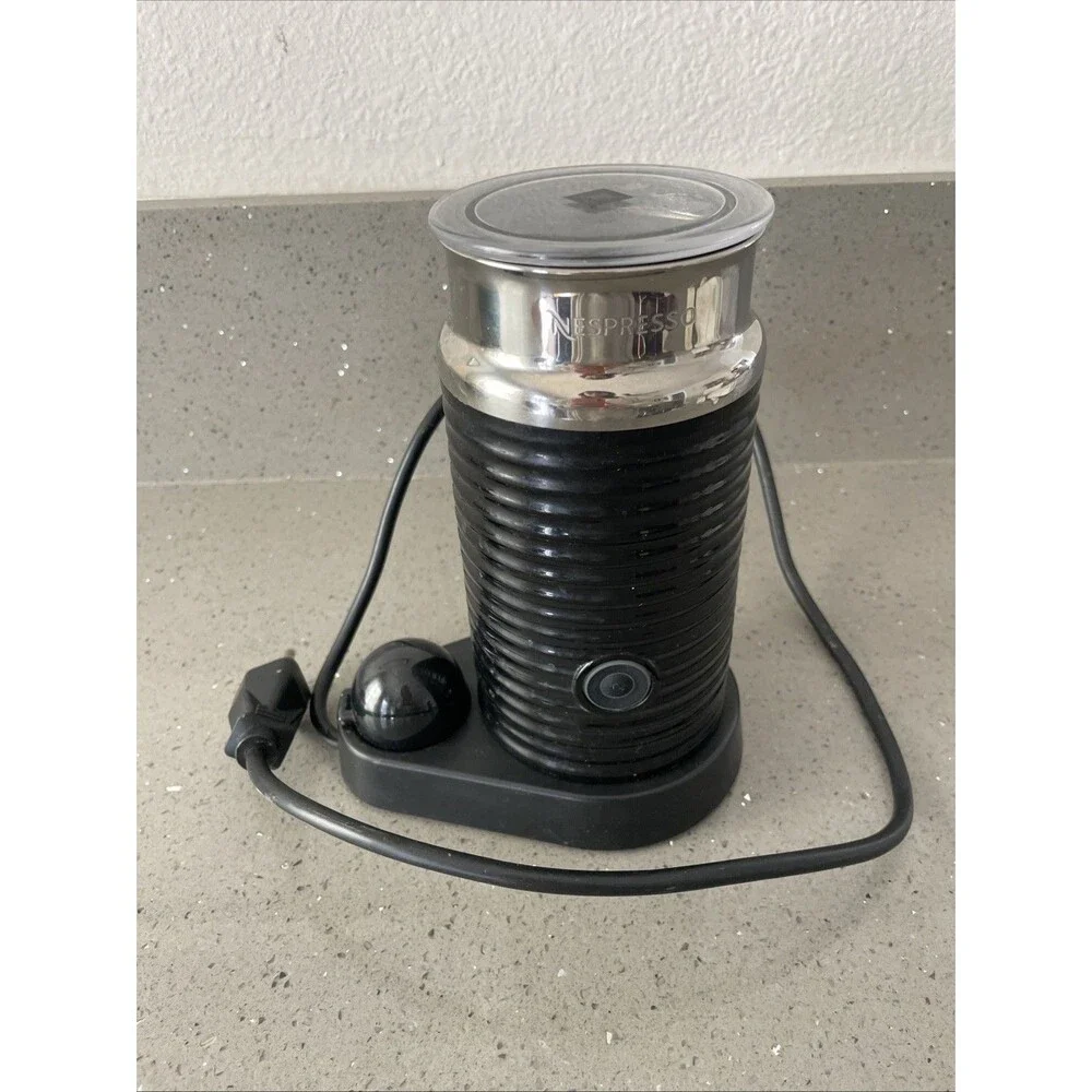 READ! Nespresso Aeroccino 3 Milk Frother 2 Whiskers Model 3194 Black For Parts